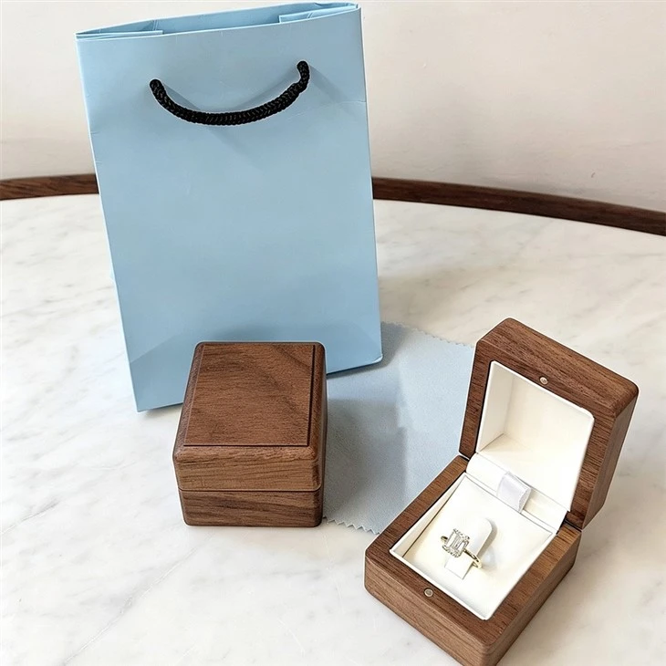 Walnut Ring Box With Lining best
